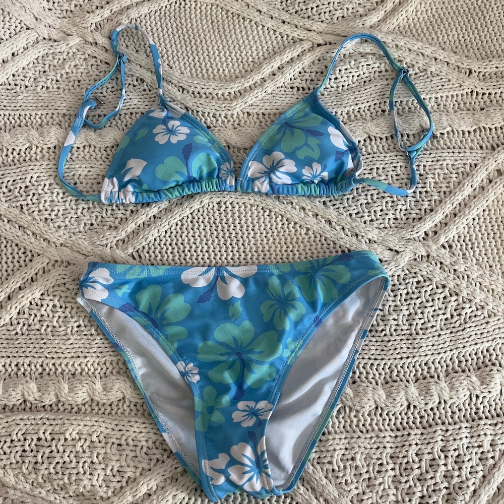 Blue flower bikini